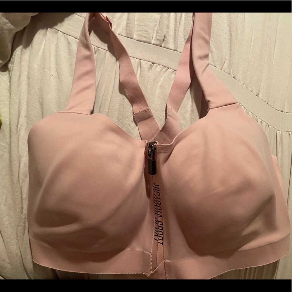 Victoria Secret Sports Bra